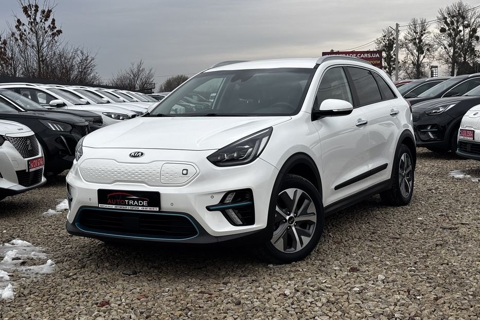 Продам Kia Niro 64 KW авто у Львові  2020 года в Львове