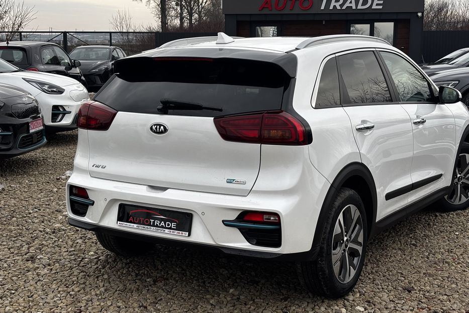 Продам Kia Niro 64 KW авто у Львові  2020 года в Львове