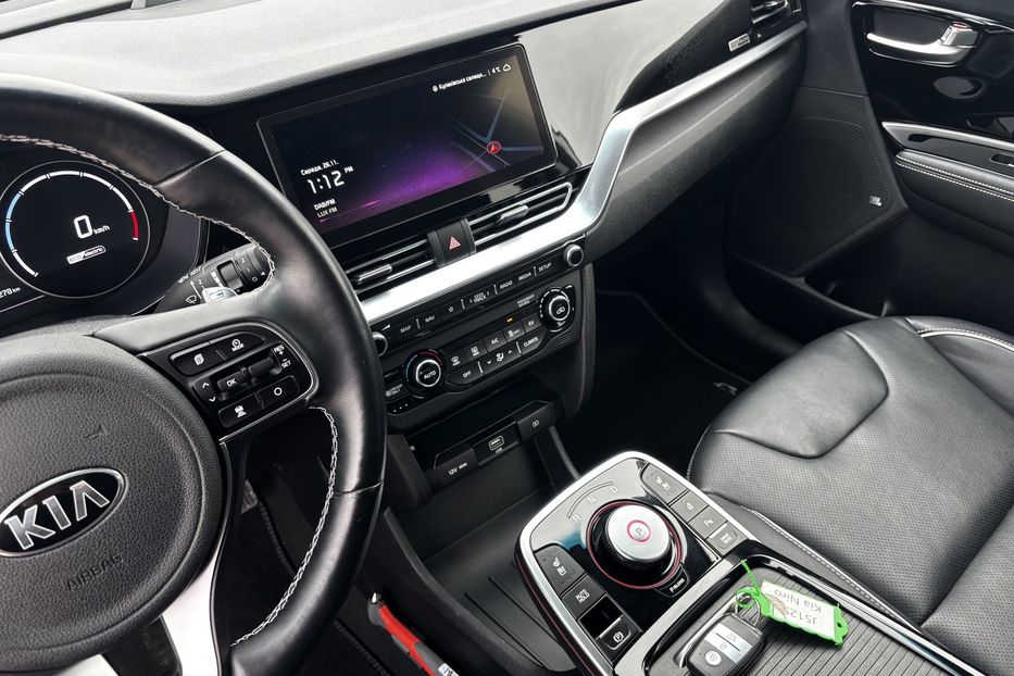 Продам Kia Niro 64 KW авто у Львові  2020 года в Львове