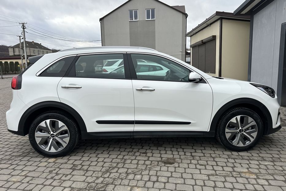 Продам Kia Niro 64кВт. ЗАРЕЗЕРВОВАНО 2022 года в Львове