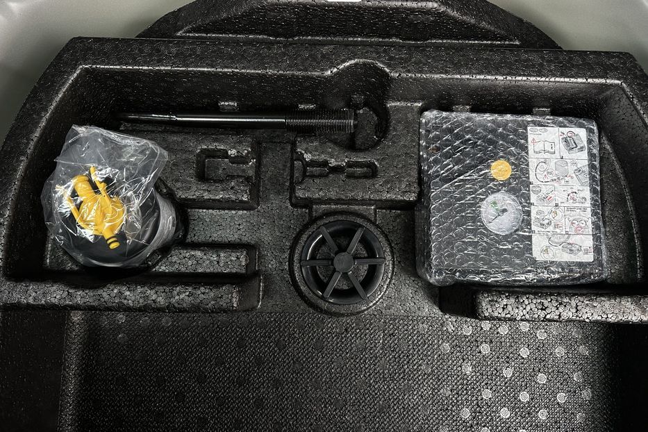 Продам Kia Niro 64кВт. ЗАРЕЗЕРВОВАНО 2022 года в Львове