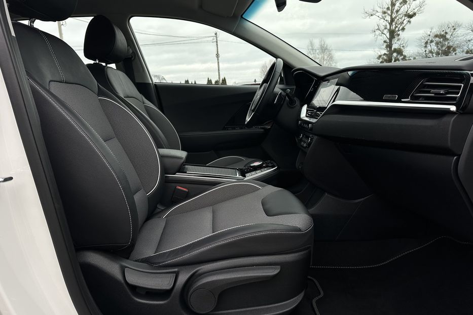 Продам Kia Niro 64кВт. ЗАРЕЗЕРВОВАНО 2022 года в Львове