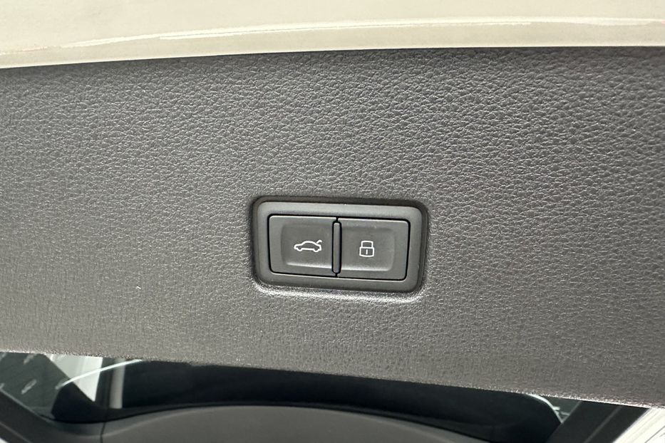 Продам Audi Q8 TDI Quattro 2019 года в Киеве