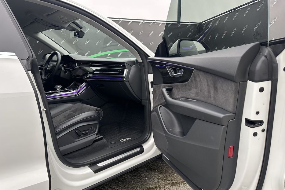 Продам Audi Q8 TDI Quattro 2019 года в Киеве