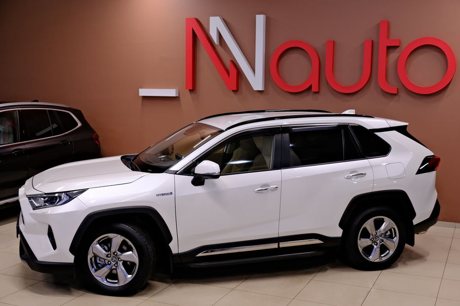 Продам Toyota Rav 4 Hybrid 2019 года в Одессе