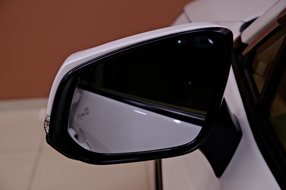 Продам Toyota Rav 4 Hybrid 2019 года в Одессе