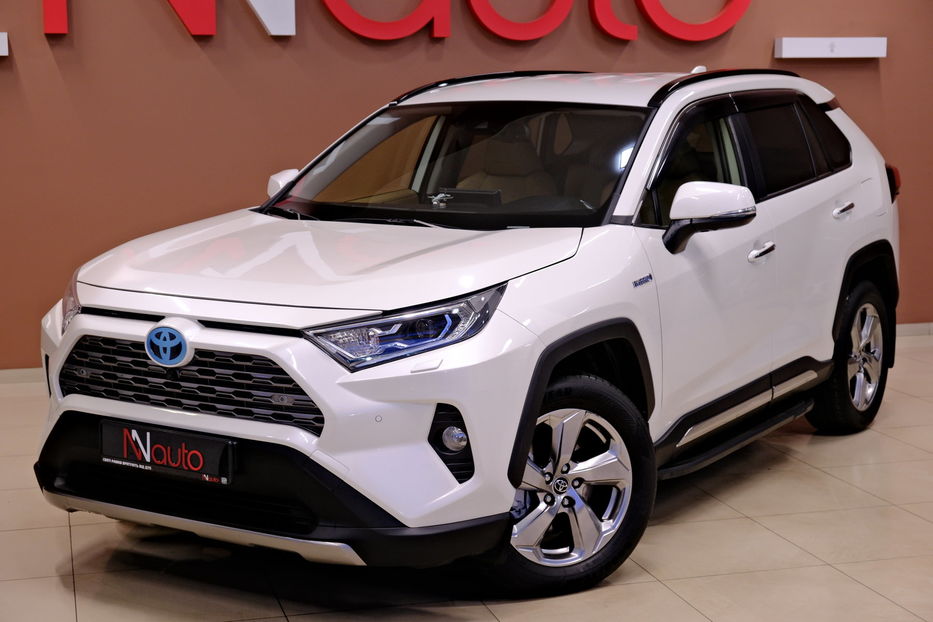 Продам Toyota Rav 4 Hybrid 2019 года в Одессе