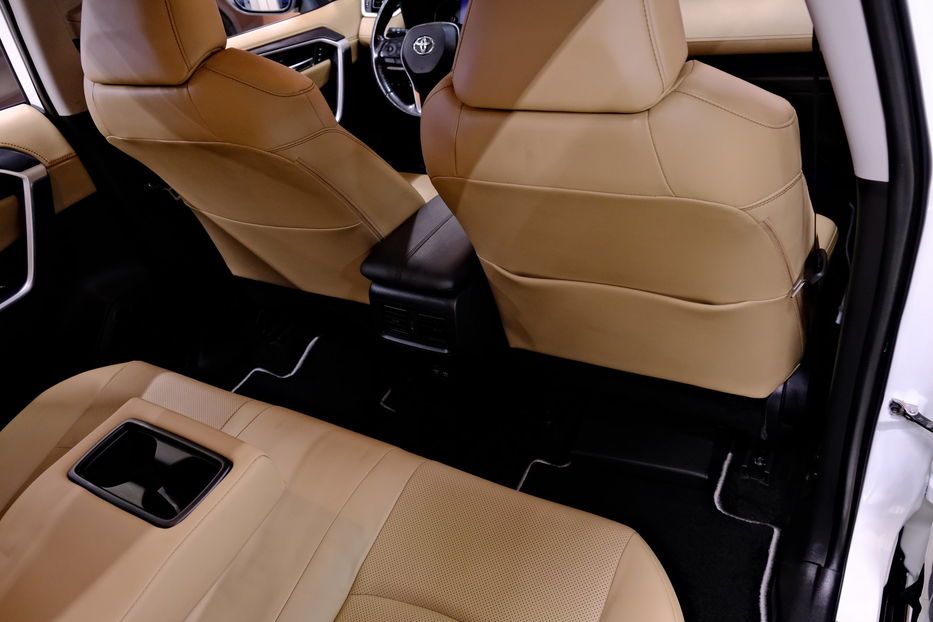 Продам Toyota Rav 4 Hybrid 2019 года в Одессе