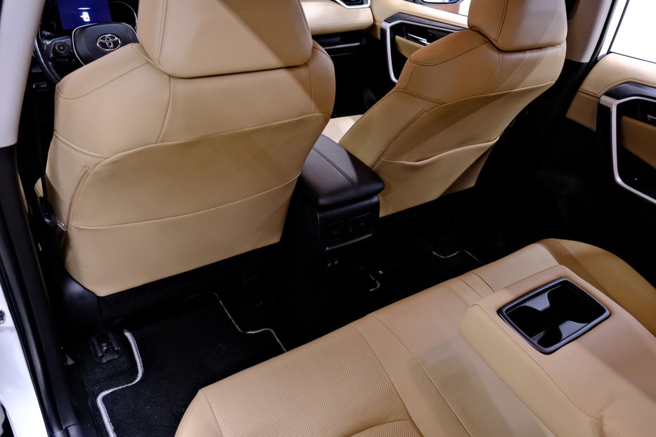 Продам Toyota Rav 4 Hybrid 2019 года в Одессе