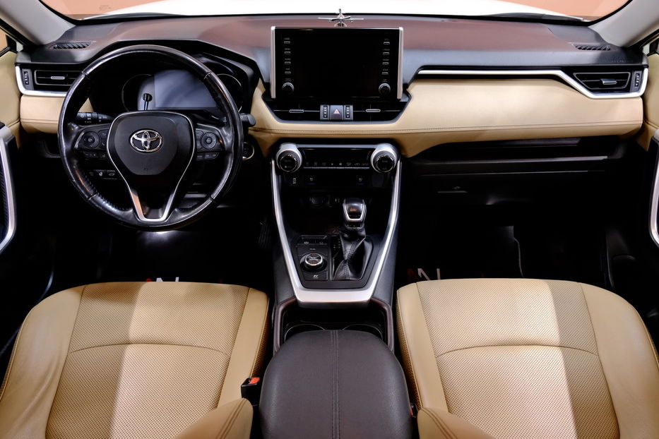 Продам Toyota Rav 4 Hybrid 2019 года в Одессе