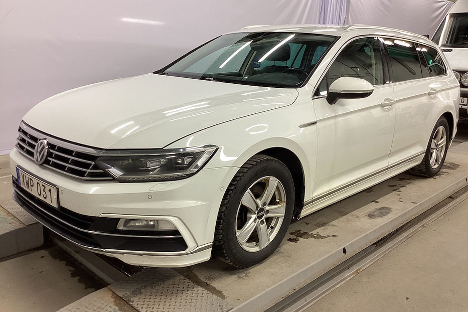 Продам Volkswagen Passat B8 4Motion 190 GT v4907 2018 года в Луцке