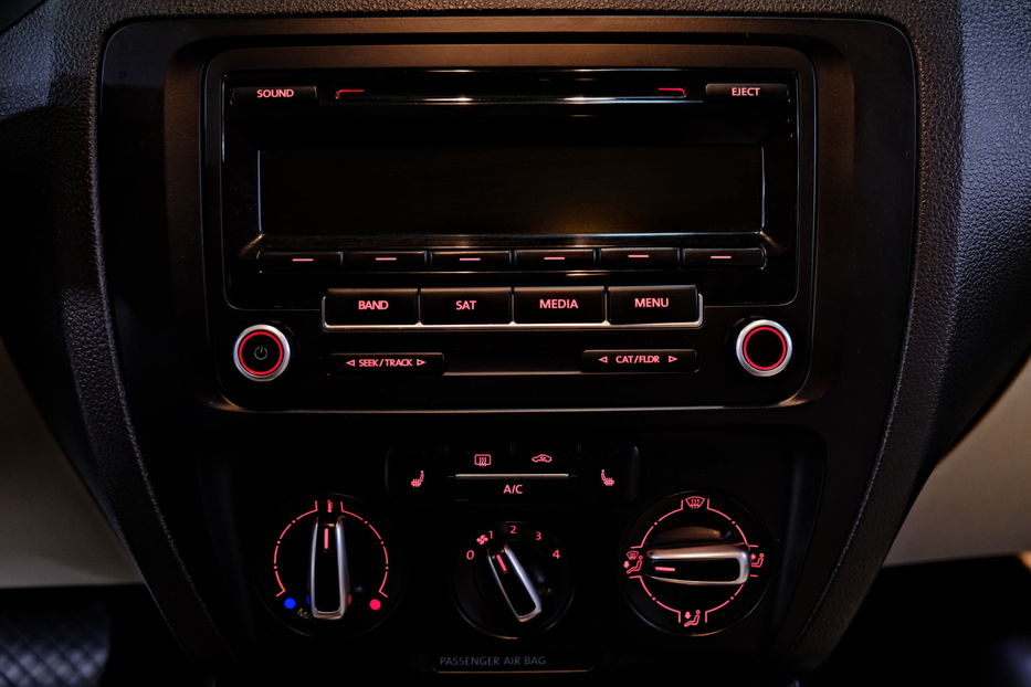 Продам Volkswagen Jetta 2012 года в Одессе