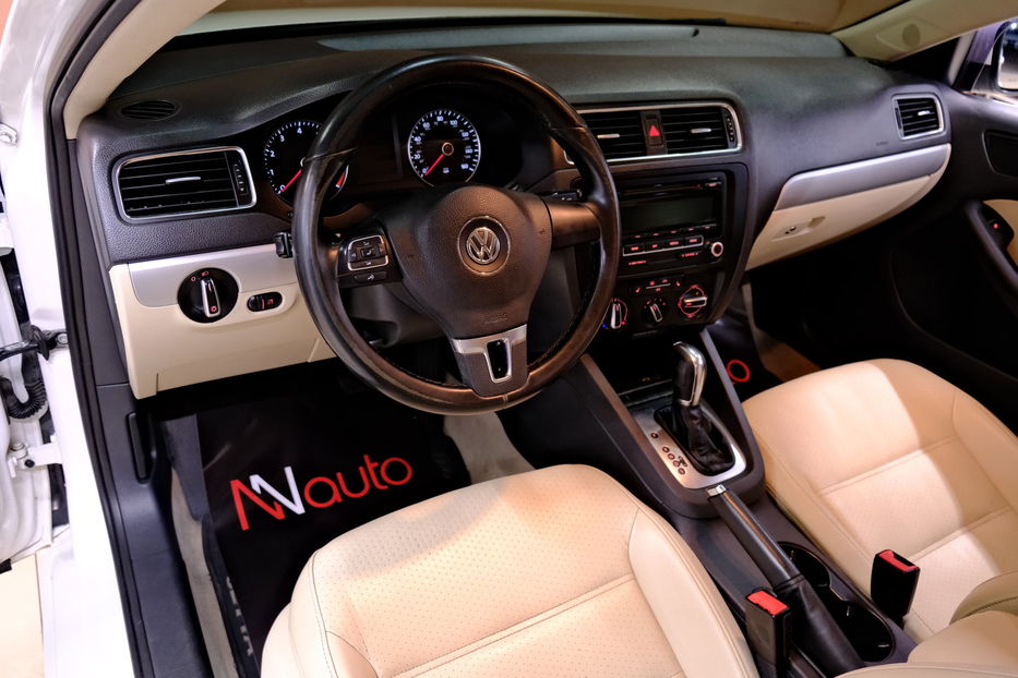 Продам Volkswagen Jetta 2012 года в Одессе