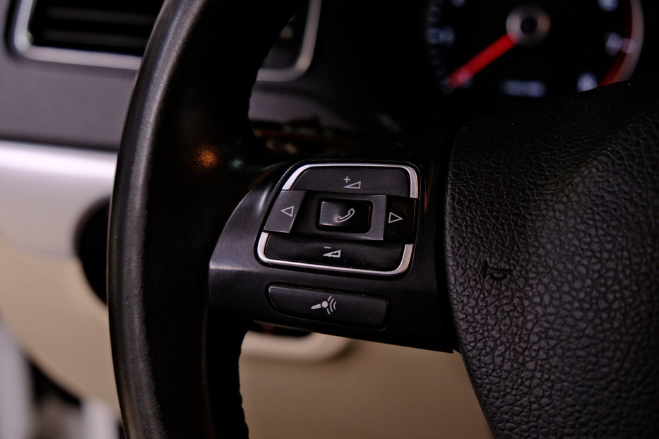 Продам Volkswagen Jetta 2012 года в Одессе