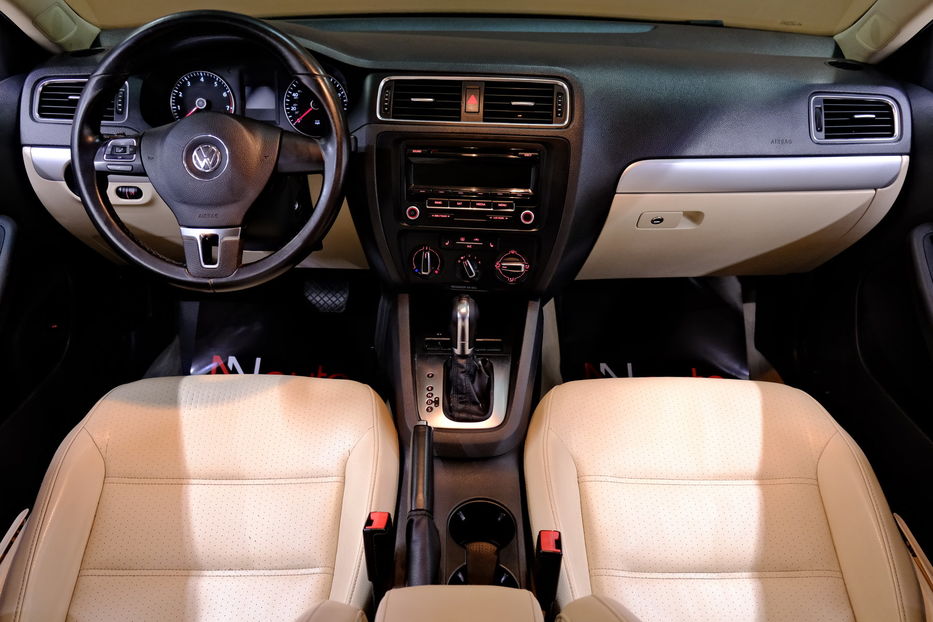 Продам Volkswagen Jetta 2012 года в Одессе