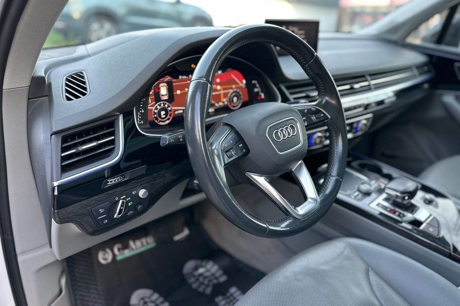 Продам Audi Q7 Prestige 2017 года в Черновцах