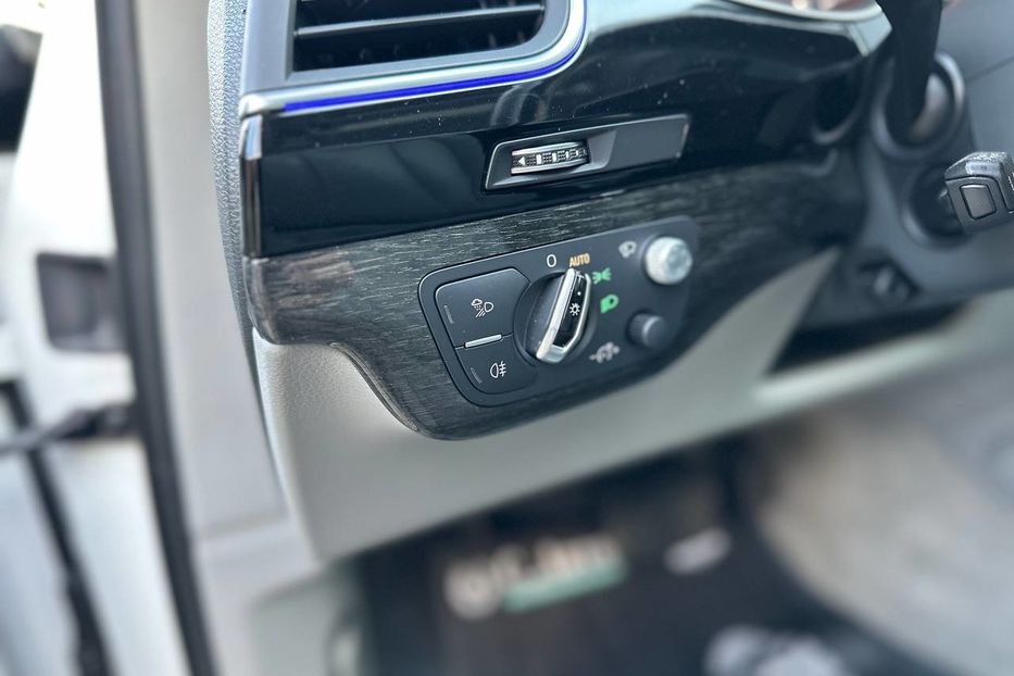 Продам Audi Q7 Prestige 2017 года в Черновцах