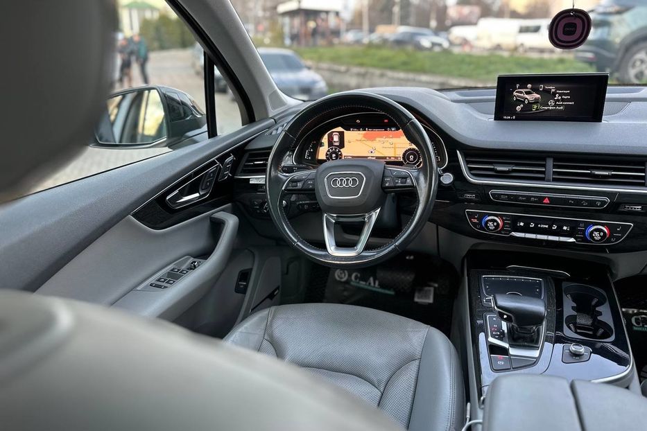 Продам Audi Q7 Prestige 2017 года в Черновцах