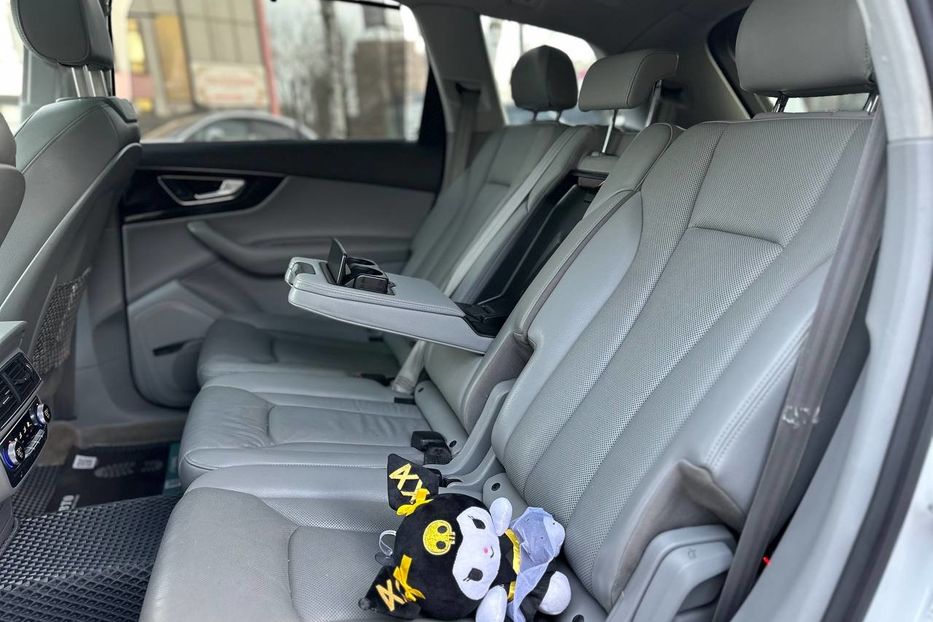 Продам Audi Q7 Prestige 2017 года в Черновцах