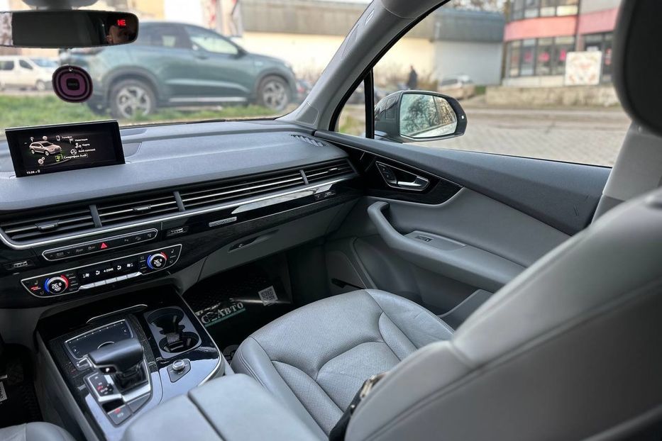 Продам Audi Q7 Prestige 2017 года в Черновцах