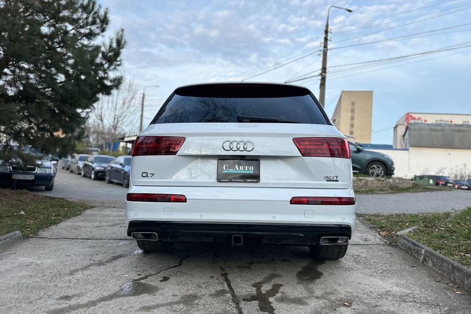 Продам Audi Q7 Prestige 2017 года в Черновцах