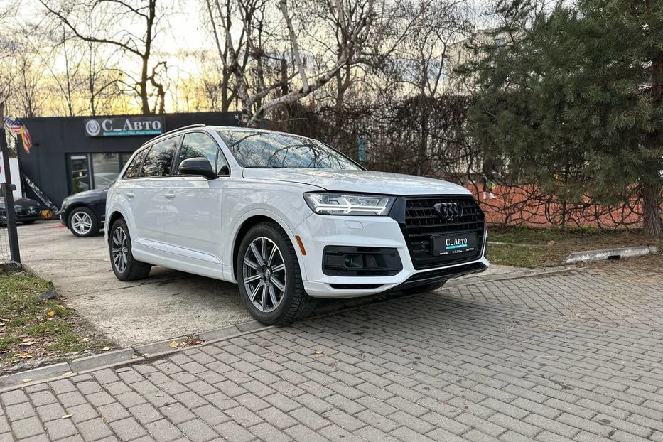 Продам Audi Q7 Prestige 2017 года в Черновцах