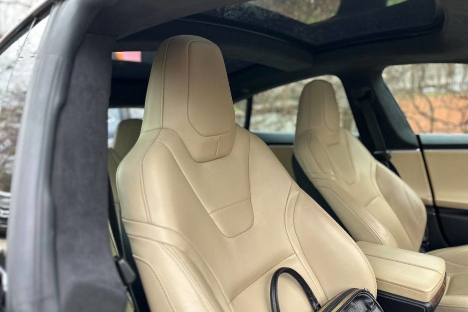 Продам Tesla Model S 75D 2016 года в Черновцах