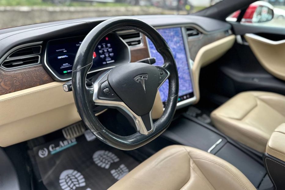 Продам Tesla Model S 75D 2016 года в Черновцах
