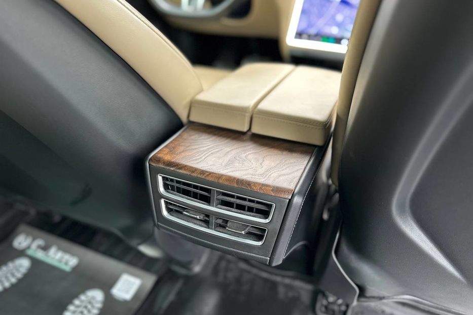 Продам Tesla Model S 75D 2016 года в Черновцах