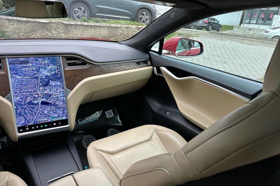 Продам Tesla Model S 75D 2016 года в Черновцах