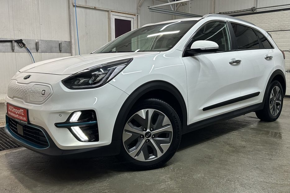 Продам Kia Niro 64 кВт Макс. комплектація! 2021 года в Львове