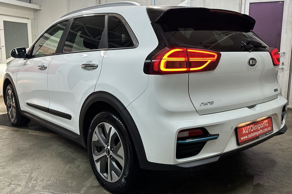 Продам Kia Niro 64 кВт Макс. комплектація! 2021 года в Львове