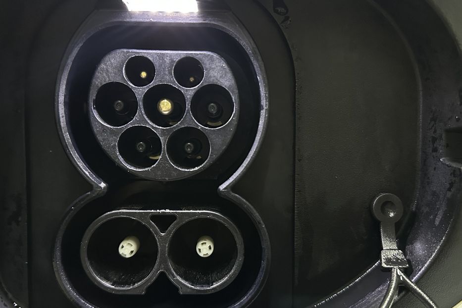 Продам Kia Niro 64 кВт Макс. комплектація! 2021 года в Львове