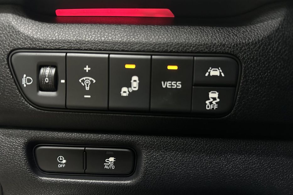 Продам Kia Niro 64 кВт Макс. комплектація! 2021 года в Львове