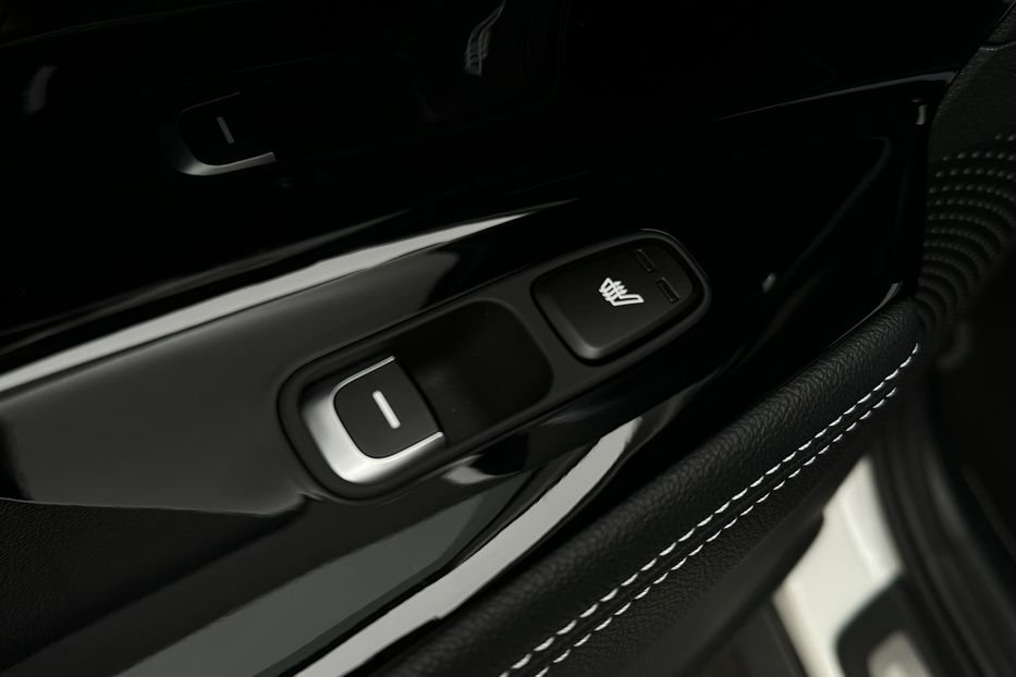 Продам Kia Niro 64 кВт Макс. комплектація! 2021 года в Львове