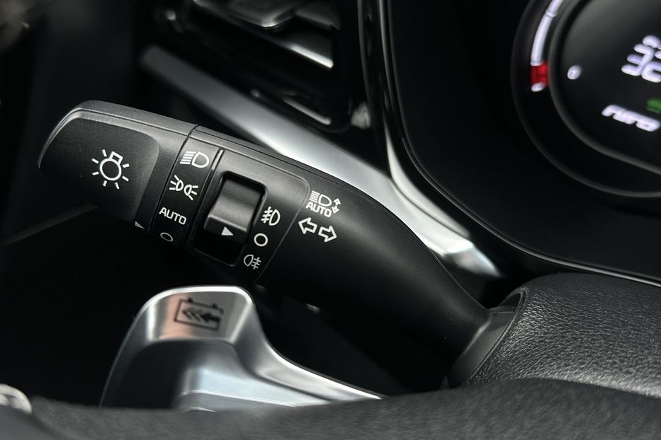 Продам Kia Niro 64 кВт Макс. комплектація! 2021 года в Львове