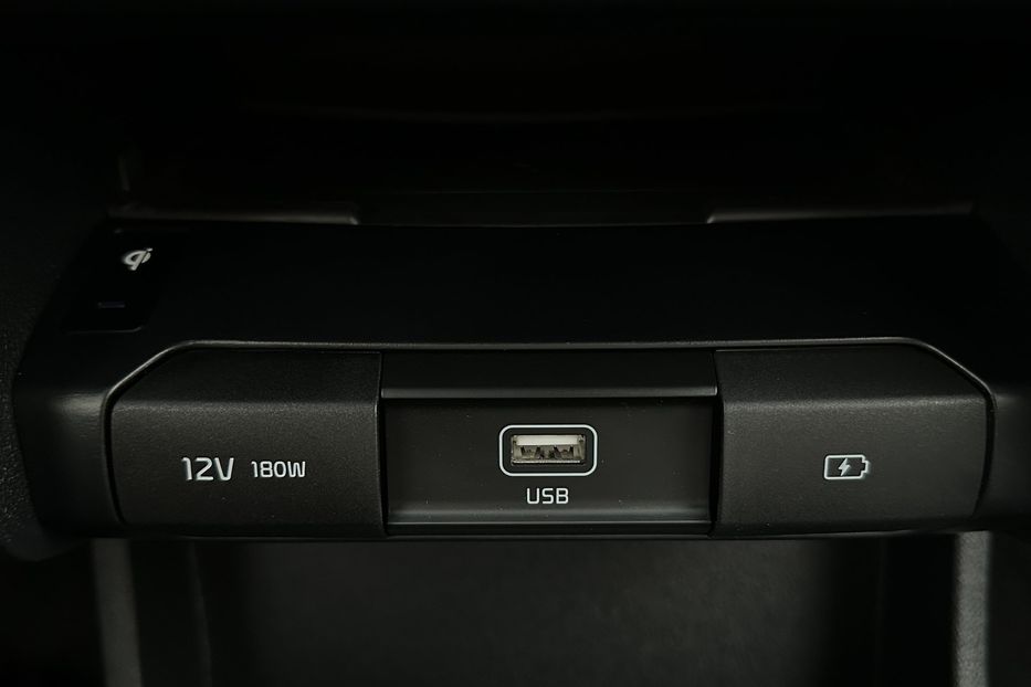 Продам Kia Niro 64 кВт Макс. комплектація! 2021 года в Львове