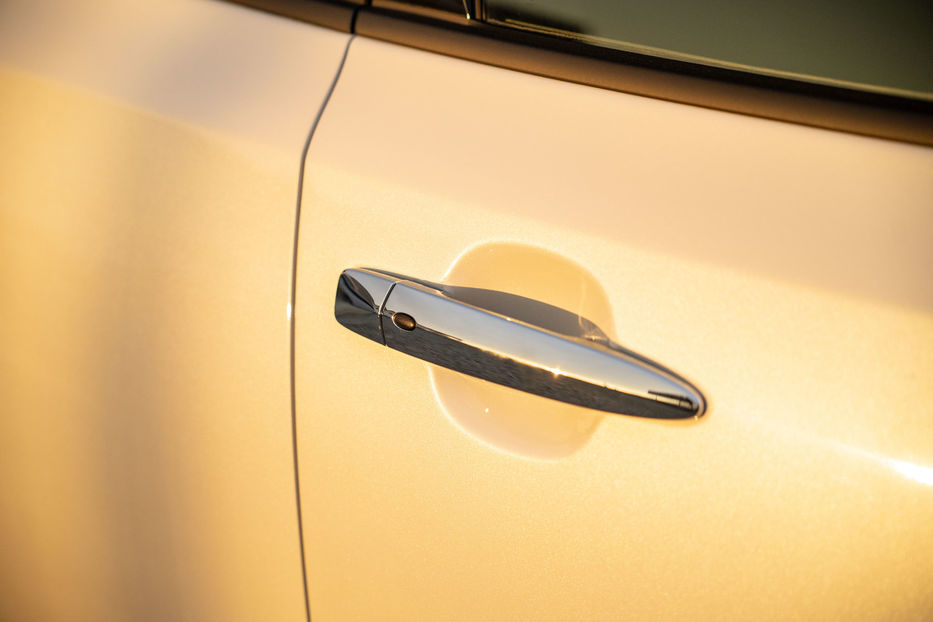 Продам Nissan Leaf 2024 года в Черновцах