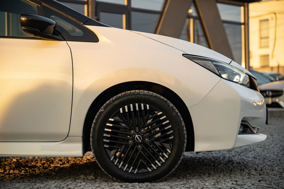 Продам Nissan Leaf 2024 года в Черновцах