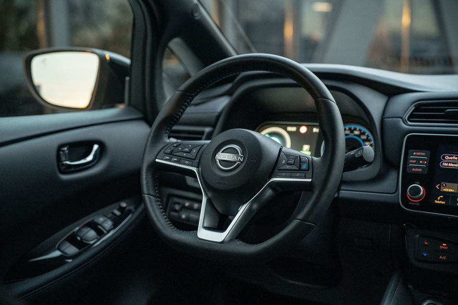 Продам Nissan Leaf 2024 года в Черновцах