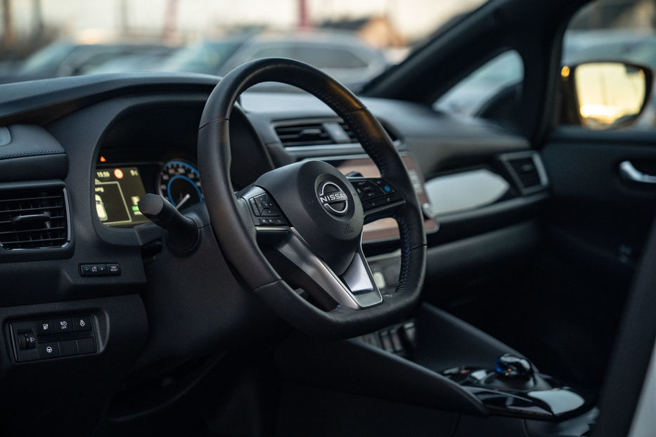 Продам Nissan Leaf 2024 года в Черновцах