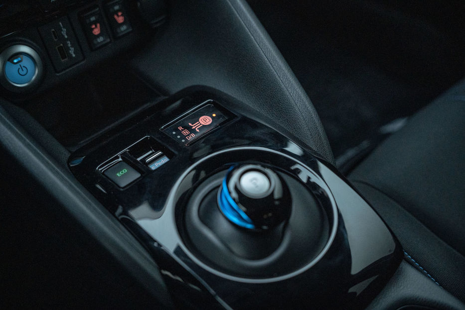 Продам Nissan Leaf 2024 года в Черновцах