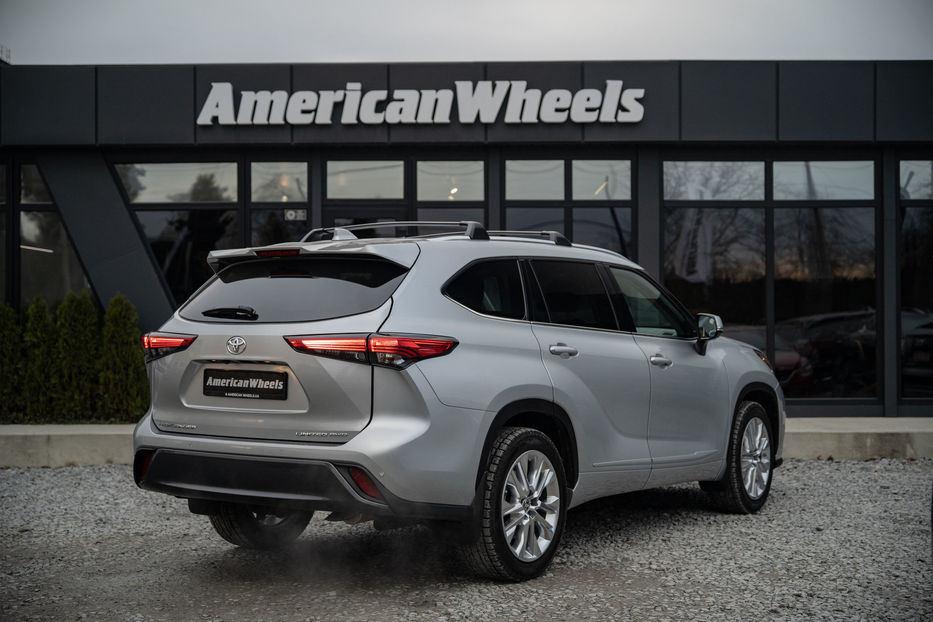 Продам Toyota Highlander Limited 2021 года в Черновцах