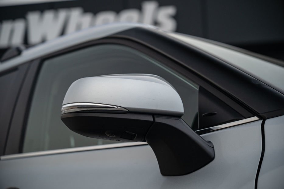 Продам Toyota Highlander Limited 2021 года в Черновцах