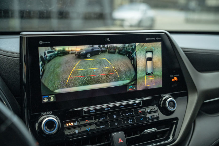 Продам Toyota Highlander Limited 2021 года в Черновцах