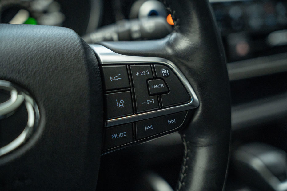 Продам Toyota Highlander Limited 2021 года в Черновцах