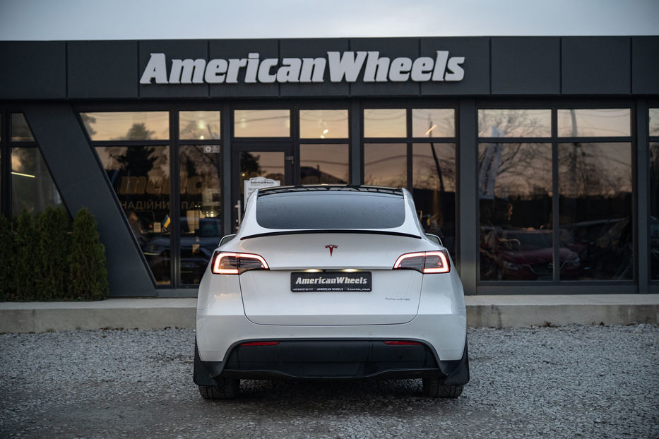 Продам Tesla Model Y Long Range Dual Motor 2021 года в Черновцах