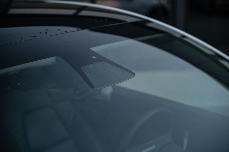 Продам Tesla Model Y Long Range Dual Motor 2021 года в Черновцах