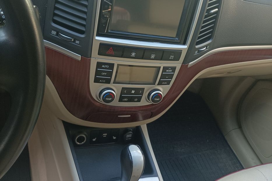 Продам Hyundai Santa FE офицал 2007 года в Одессе