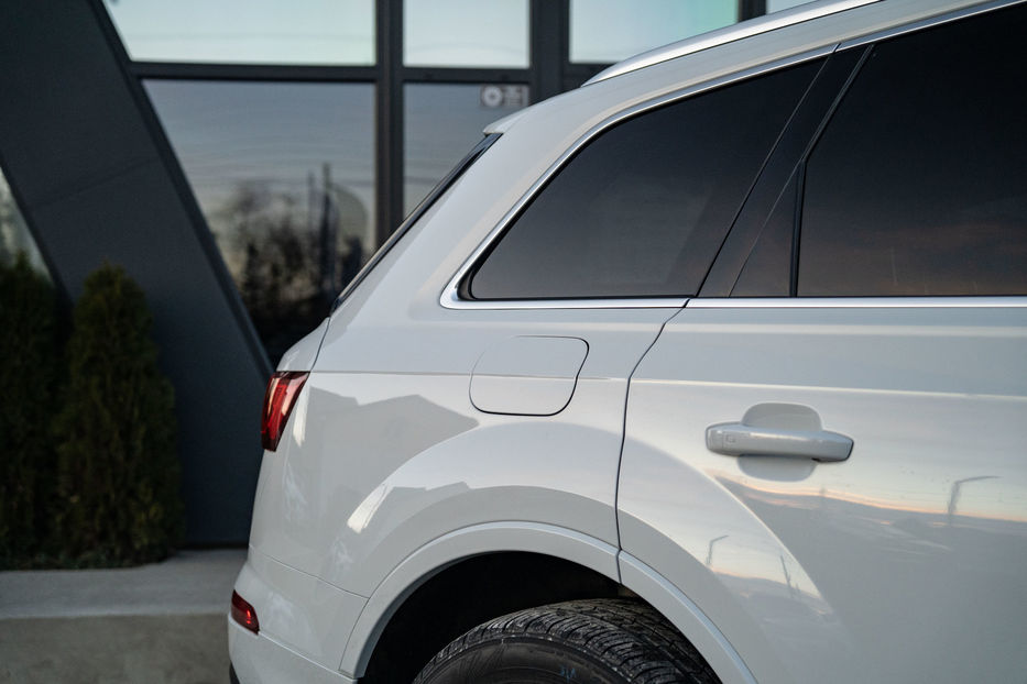 Продам Audi Q7 Premium Plus 2020 года в Черновцах